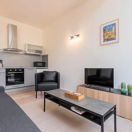 Old - Large And Bright App For 2 People! Appartement *