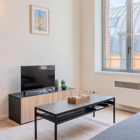 Old - Large And Bright App For 2 People! Appartement *